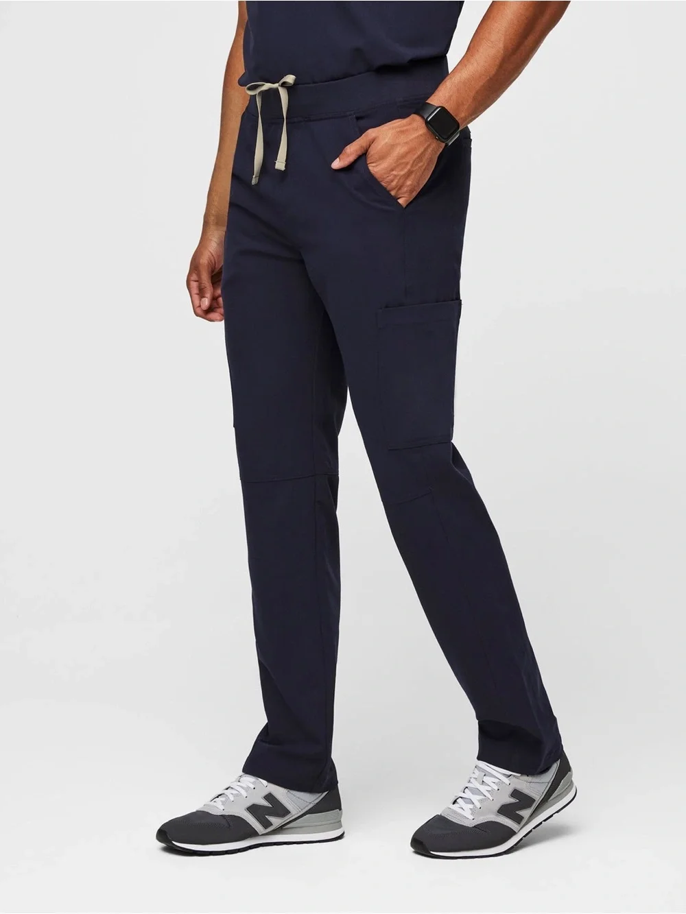 NWOT! FIGS Men Axim Cargo Scrub Pants size S Navy